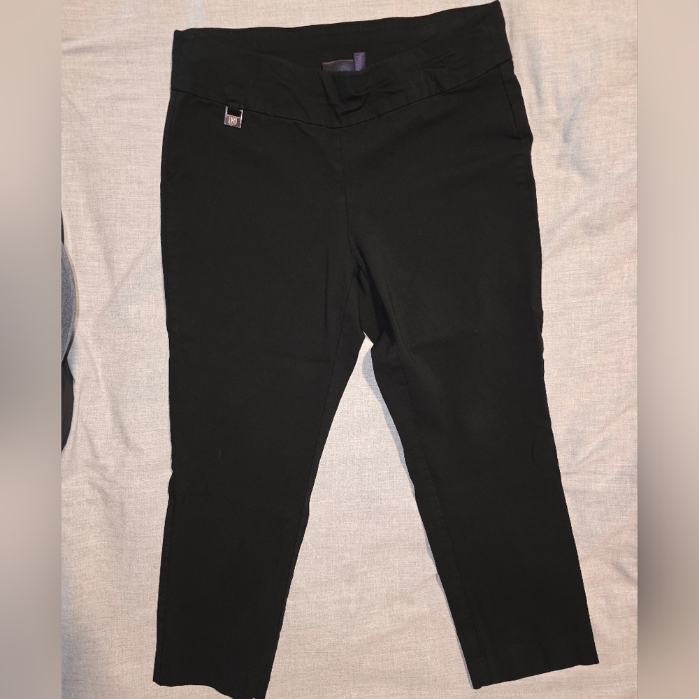 Women's Black Capri Pants